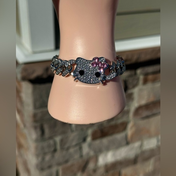 💕New💕 Hello Kitty Cuban Link Bracelet - Picture 1 of 7